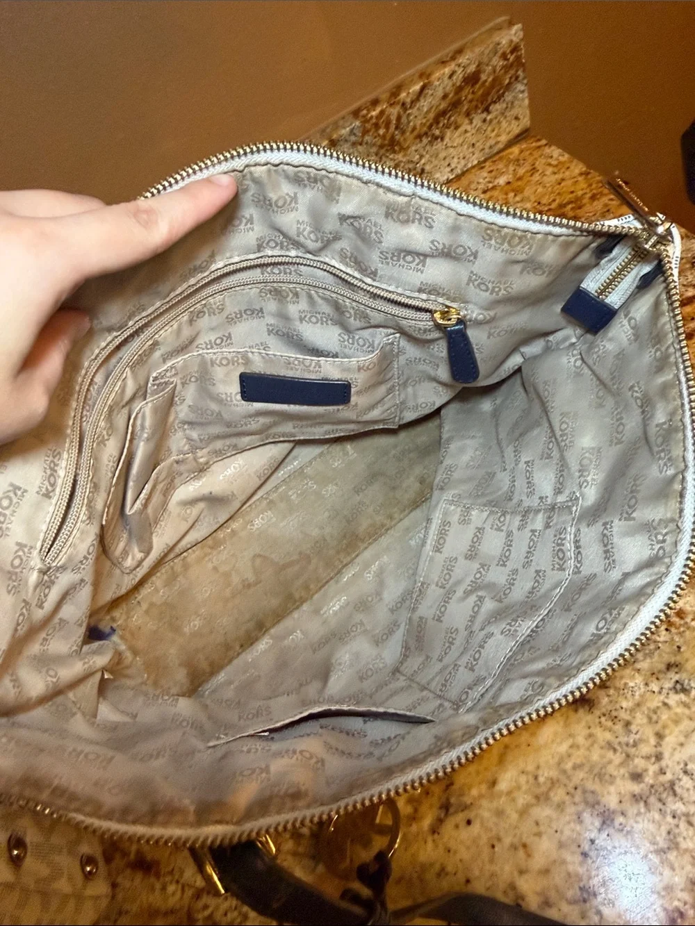 BUNDLE Michael Kors MK Print Totes - Picture 13 of 13